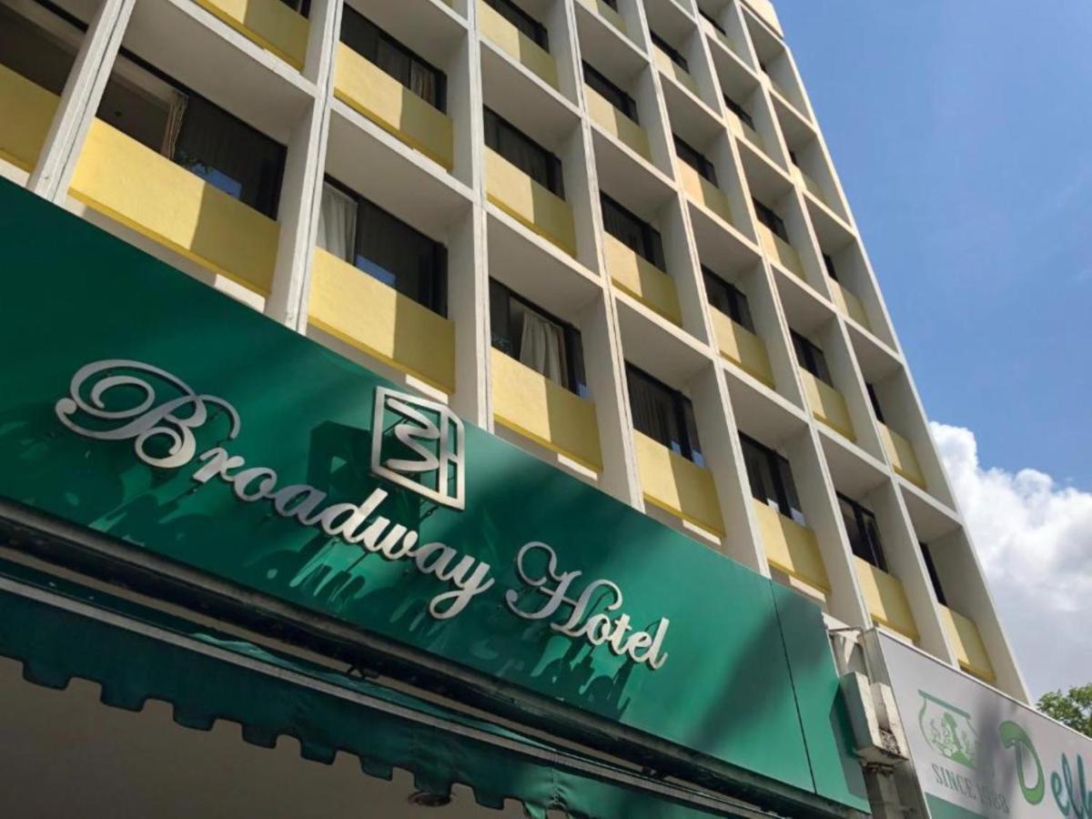L Hotel At Broadway Сингапур Екстериор снимка